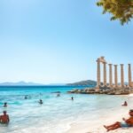 Görögország gyönyörű tengerpartja és ókori romok